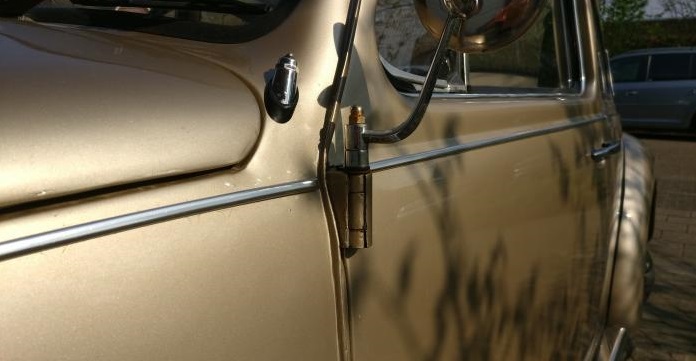 Jak odnowić chromowane listwy w klasyku?